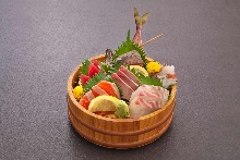 Assorted sashimi, 6 kinds