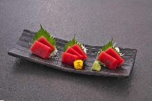 Tuna sashimi