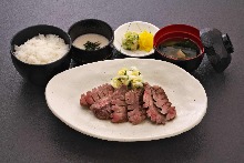 Beef tongue set meal