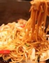 Yakisoba noodles with sauce