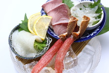 Assorted sashimi