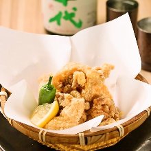 Marinated deep-fried chicken (seasoned with soy sauce)