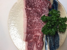 Marbled meat yakiniku