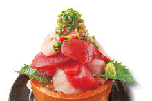 Assorted tuna sashimi