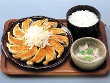 Gyoza meal set