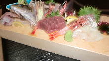 Assorted sashimi