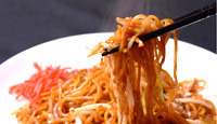 Yakisoba noodles with sauce