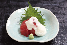 Tuna topped with grated Chinese yam