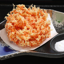 Mixed tempura of sakura shrimp