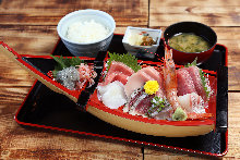 Sashimi set meal