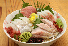 Assorted sashimi