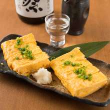 Japanese-style rolled omelet