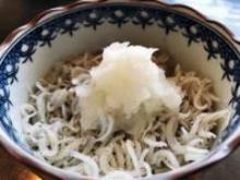 Whitebait with grated daikon