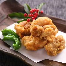 Marinated deep-fried chicken (seasoned with soy sauce)