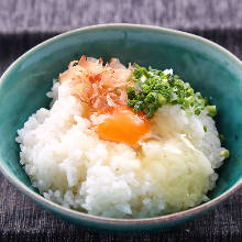 Tamagokake gohan (rice with raw egg)