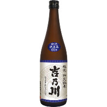 Yoshinokawa sake