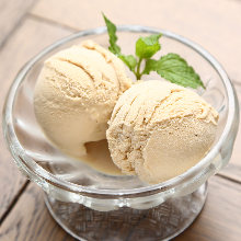 Milk tea ice cream