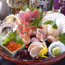 Assorted sashimi