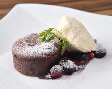 Fondant au chocolat (lava cake)