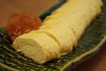 Japanese-style rolled omelet