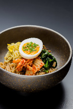 Chilled bibimbap noodles without broth