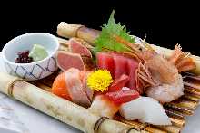 Assorted sashimi