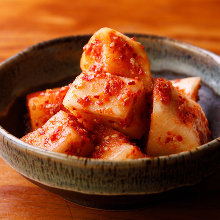 Cubed daikon radish kimchi
