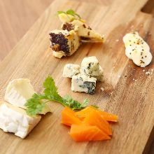 Assorted cheese, 5 kinds