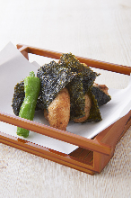 Seaweed-wrapped fried food