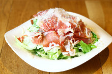 Caesar salad with prosciutto