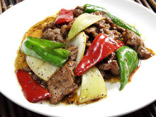 Stir-fried beef with oyster sauce