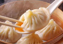 Xiaolongbao (soup dumplings)