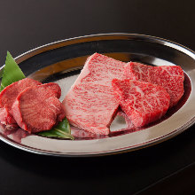 Assorted extra premium yakiniku