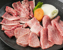 Assorted yakiniku (Red meat)