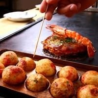 Takoyaki (octopus balls)