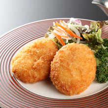 Crab cream croquette