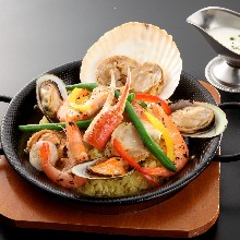 Seafood paella