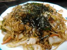 Yakisoba noodles with sauce