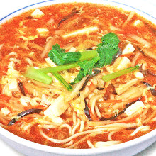 Hot and sour noodle soup