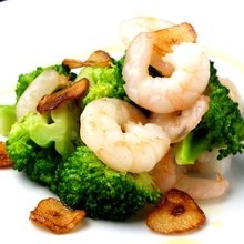 Shrimp and broccoli salad