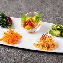 Assorted seasonal vegetables namul