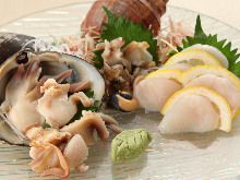 Assorted shellfish sashimi