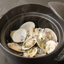 Orient clams takikomi gohan (mixed rice)