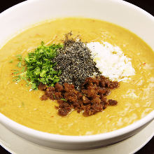 Chinese noodles in Sichuan-style sesame paste soup