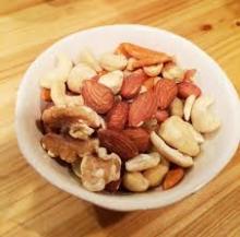 Mixed nuts 
