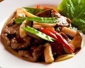 Stir-fried beef with oyster sauce