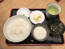 Tororo Meshi (grated yam rice)