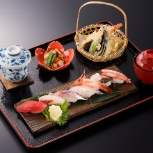 Sushi and tempura set meal