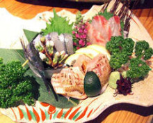 Assorted sashimi