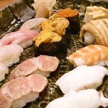 Assorted nigiri sushi, 7 kinds